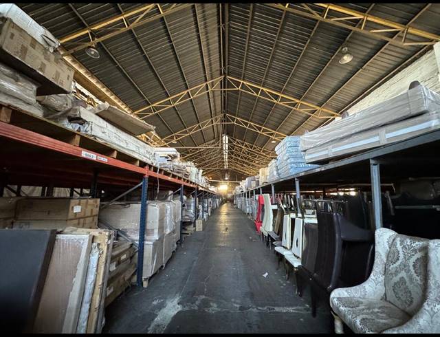 16,000M² WAREHOUSE FOR SALE IN INDUSTRIA WEST